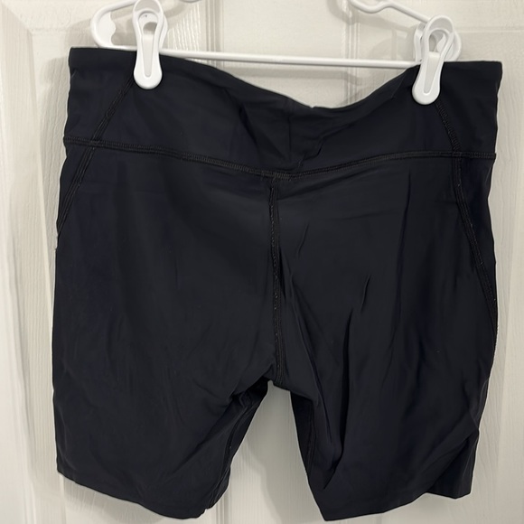 BOGO: Under Armour Seamless Compression Shorts Black Size Large - Picture 2 of 5